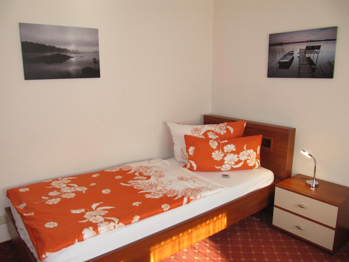 Pension Roez Göhren-Lebbin Esterno foto