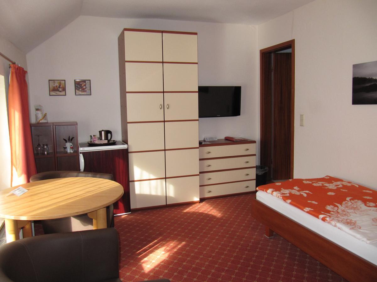 Pension Roez Göhren-Lebbin Esterno foto