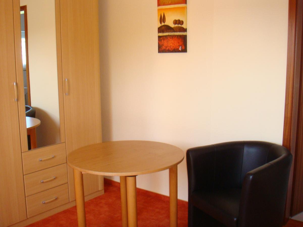 Pension Roez Göhren-Lebbin Esterno foto